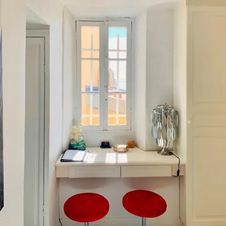 Les Remparts Location アンティーブ