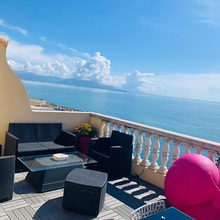 Les Remparts Location アパート *