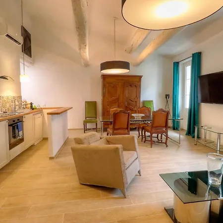 アパート Les Remparts Location アンティーブ