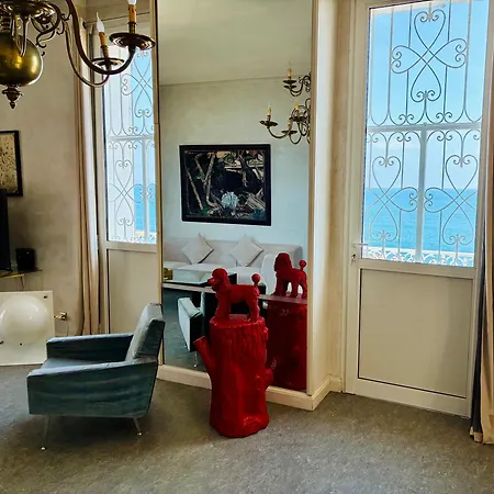 Apartment Les Remparts Location Antibes