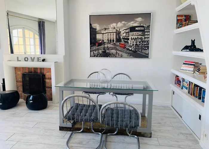 Les Remparts Location 4* אנטיב