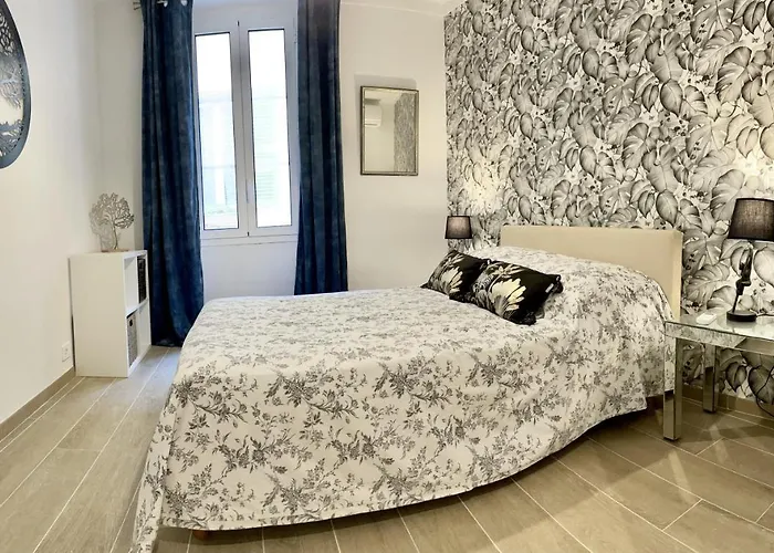 מלון דירות Les Remparts Location 4*