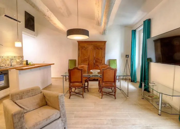מלון דירות Les Remparts Location 4*